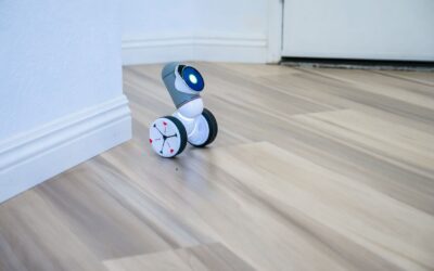How Does a Robotic Pool Cleaner Navigate?