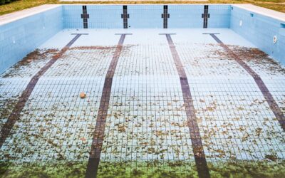 How Robotic Pool Cleaners Collect Debris