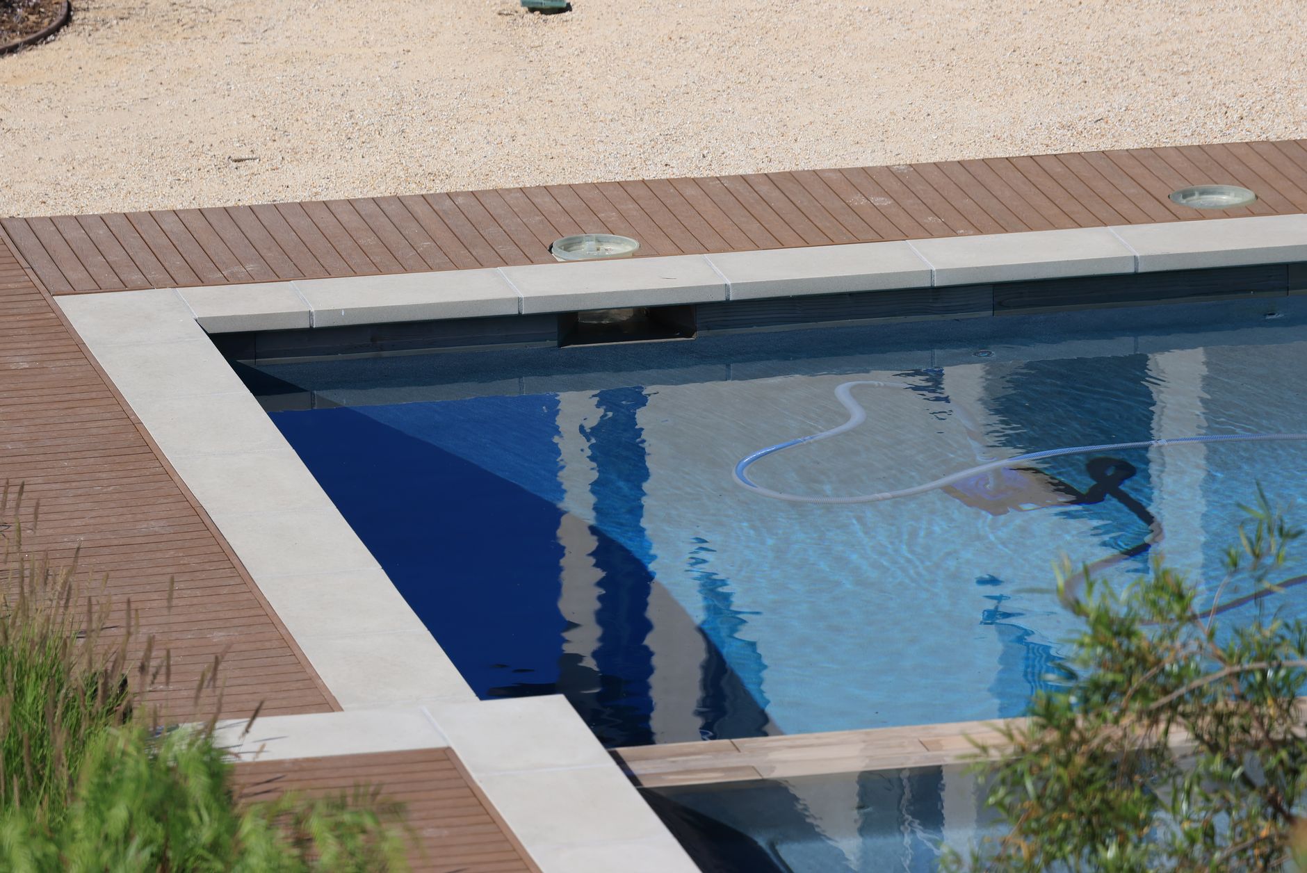 How Do Robotic Pool Cleaners Work? A Complete Guide 1 Illustration for: How Do Robotic Pool Cleaners Work? A Complete Guide